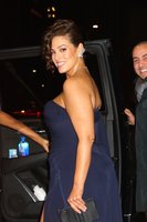 Ashley Graham longsleeve t-shirt #3072939