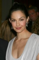 Ashley Judd Sweatshirt #1287713
