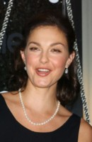 Ashley Judd Sweatshirt #1296010