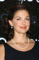 Ashley Judd Longsleeve T-shirt #1296012