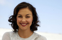 Ashley Judd Sweatshirt #2067840