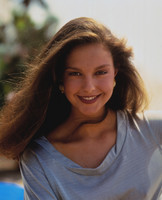 Ashley Judd Sweatshirt #2639360