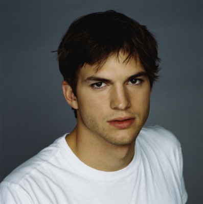 Ashton Kutcher stickers 1440541
