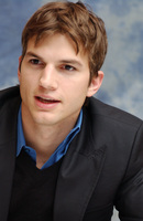 Ashton Kutcher tote bag #G645230