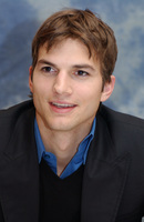 Ashton Kutcher magic mug #G645261