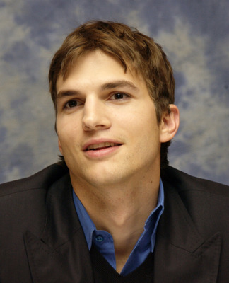 Ashton Kutcher tote bag #G645269