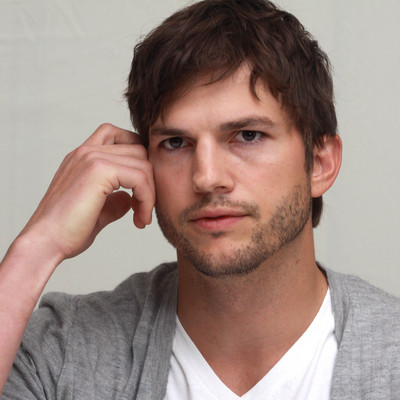 Ashton Kutcher stickers 2342070