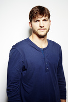 Ashton Kutcher hoodie #2346256