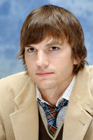 Ashton Kutcher Longsleeve T-shirt #2409211