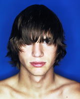 Ashton Kutcher Longsleeve T-shirt #3267225