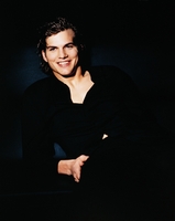 Ashton Kutcher Longsleeve T-shirt #3662824