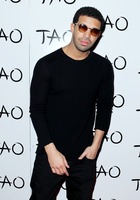 Aubrey Graham t-shirt #2418245