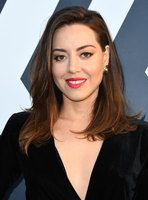 Aubrey Plaza Sweatshirt #3220788