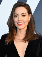 Aubrey Plaza Longsleeve T-shirt #3220817
