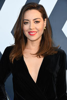Aubrey Plaza Sweatshirt #3220822