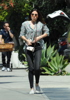 Aubrey Plaza longsleeve t-shirt #3259558