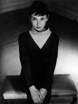 Audrey Hepburn Poster 1379163