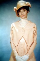 Audrey Hepburn Sweatshirt #1526395