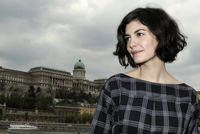 Audrey Tautou Longsleeve T-shirt #2019347