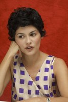 Audrey Tautou Longsleeve T-shirt #2290709