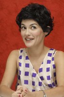 Audrey Tautou Longsleeve T-shirt #2290715