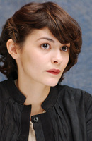 Audrey Tautou Longsleeve T-shirt #2396126