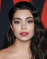 Aulii Cravalho t-shirt #3943554