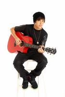 Austin Mahone Longsleeve T-shirt #2449441