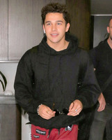 Austin Mahone Longsleeve T-shirt #3203687