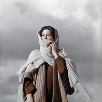 Ava Gardner longsleeve t-shirt #2608162