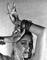 Ava Gardner longsleeve t-shirt #2608189