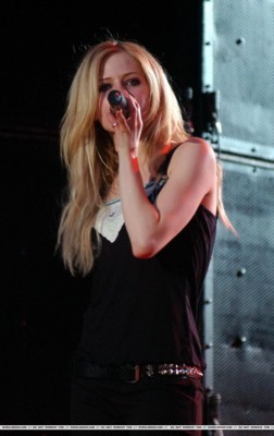 Avril Lavigne Mouse Pad 1248647