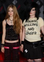 Avril Lavigne Longsleeve T-shirt #1274808