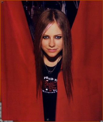 Avril Lavigne Poster 1280813