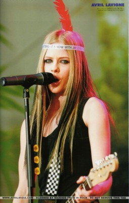Avril Lavigne Poster 1309810