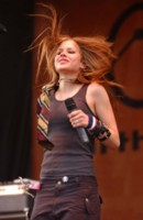 Avril Lavigne Sweatshirt #1309819