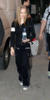 Avril Lavigne Sweatshirt #1309884