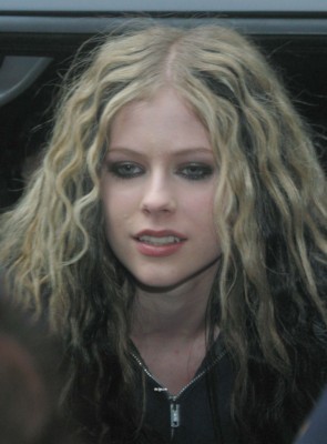 Avril Lavigne magic mug #G46273