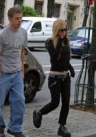 Avril Lavigne Sweatshirt #1309927
