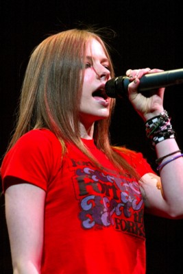 Avril Lavigne Poster 1440677