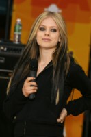 Avril Lavigne Sweatshirt #1440795