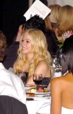 Avril Lavigne stickers 1440894