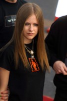 Avril Lavigne Sweatshirt #1440975