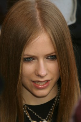 Avril Lavigne Poster 1440976