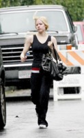 Avril Lavigne Sweatshirt #1441061