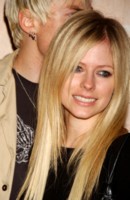 Avril Lavigne Longsleeve T-shirt #1459232