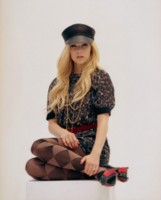 Avril Lavigne Sweatshirt #1510647