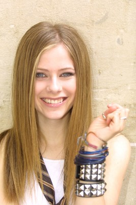Avril Lavigne Poster 2019294