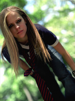 Avril Lavigne Longsleeve T-shirt #2346718