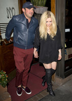 Avril Lavigne Sweatshirt #3114864